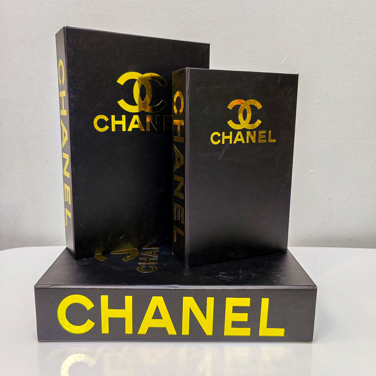 LIVRE DECORATIF COFFRET