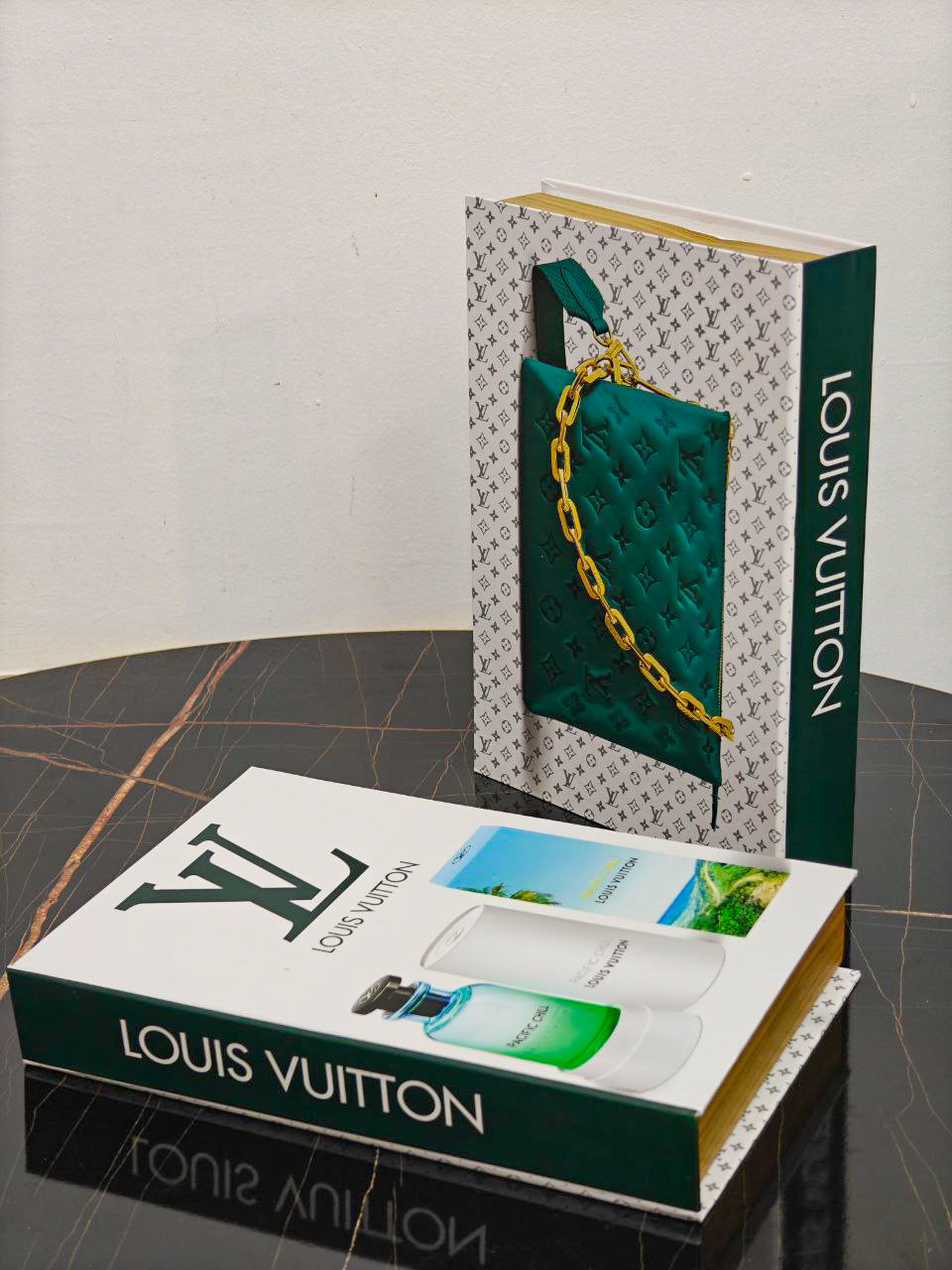 Faux livre