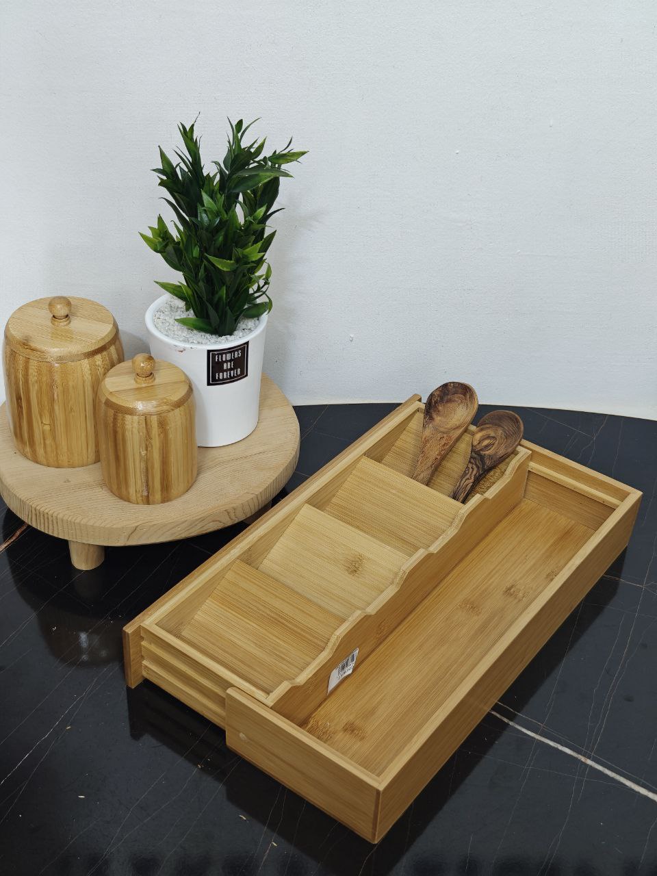 rangement de cuillère et bocaux