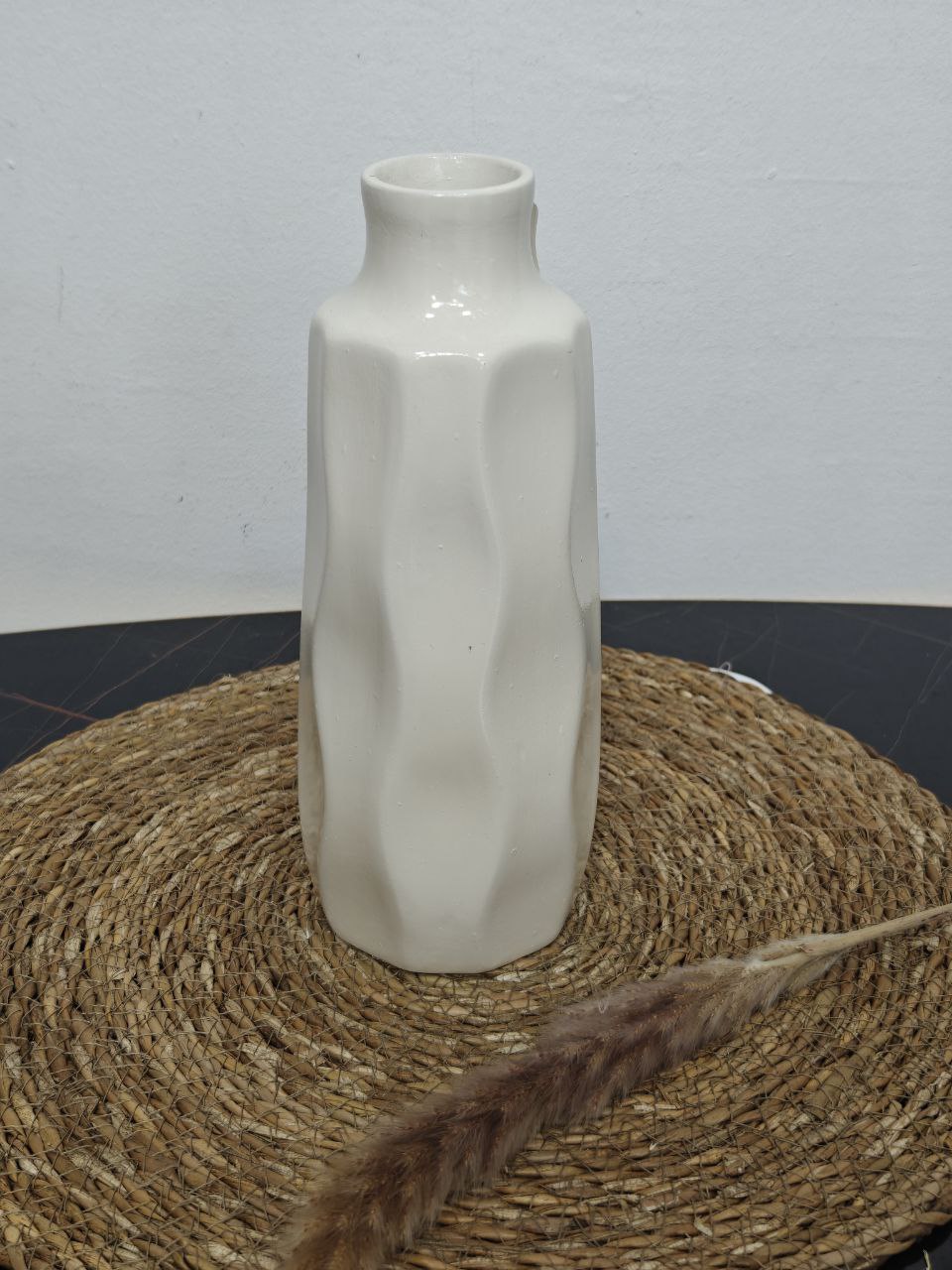 Vase blanc vide n02