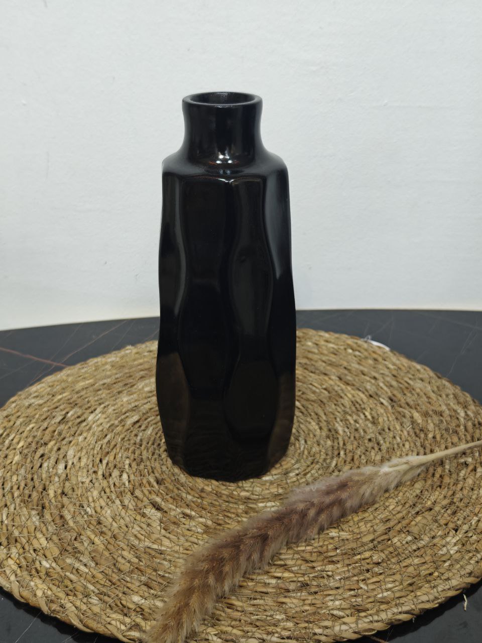 Vase blanc vide n02