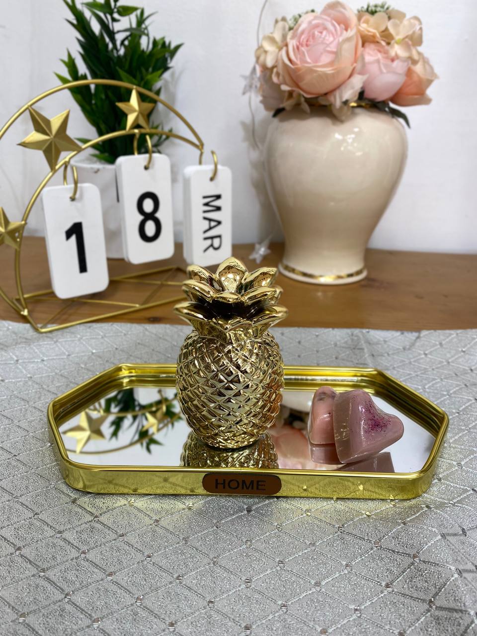 Ananas décoratif doré