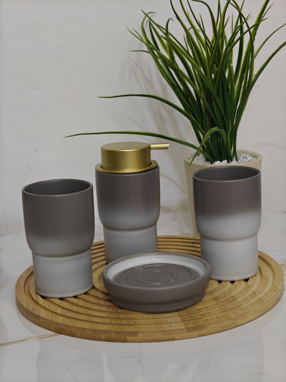 Set de bain 4 pcs incapable