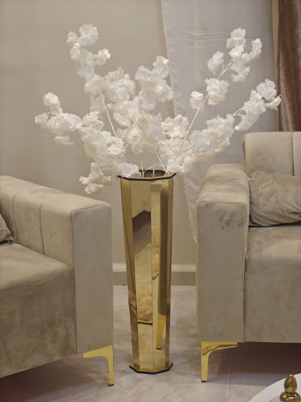 Vase doré 75 cm ( vase vide)