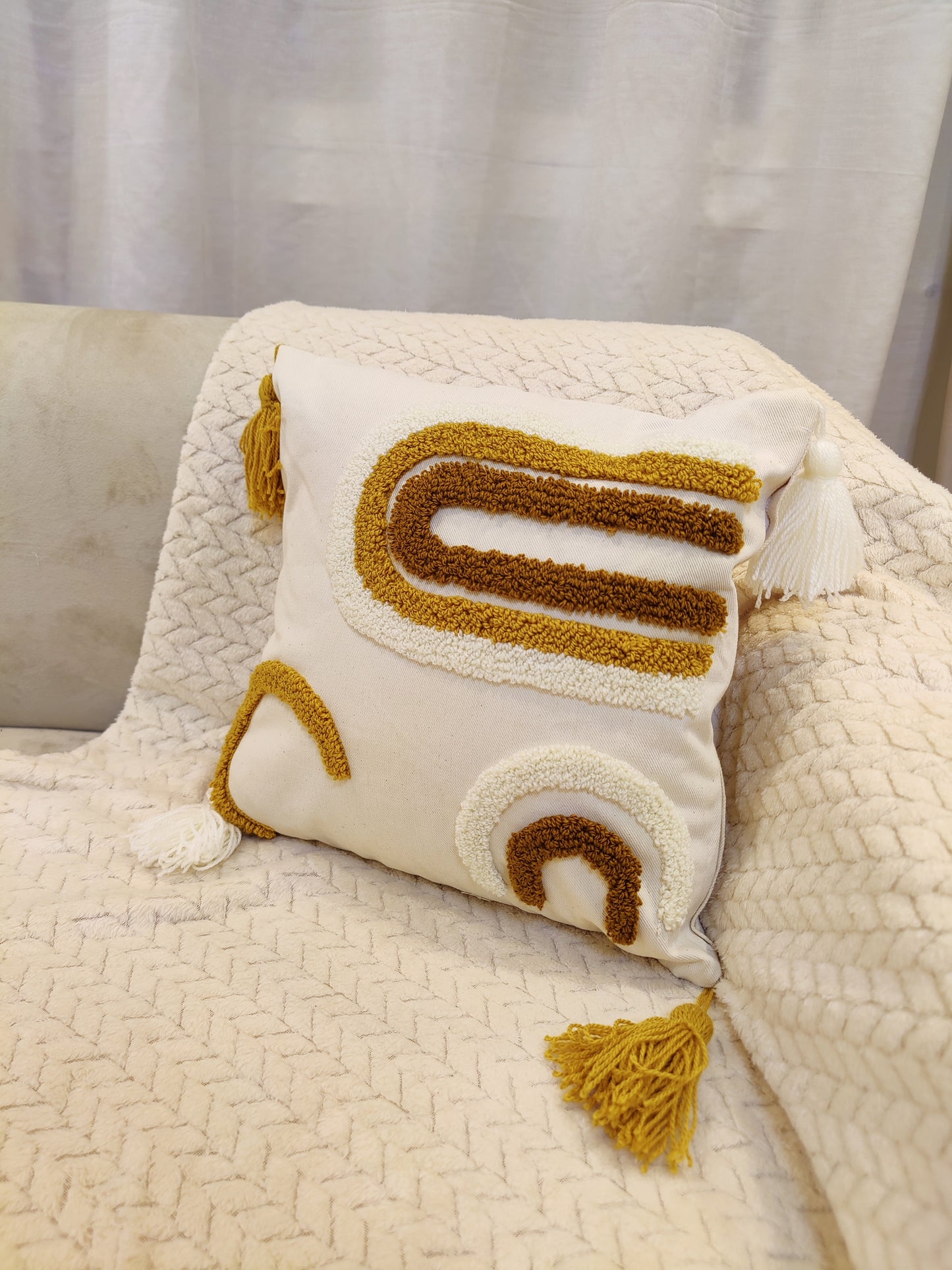 Coussin pic pic ( vide ) moutarde