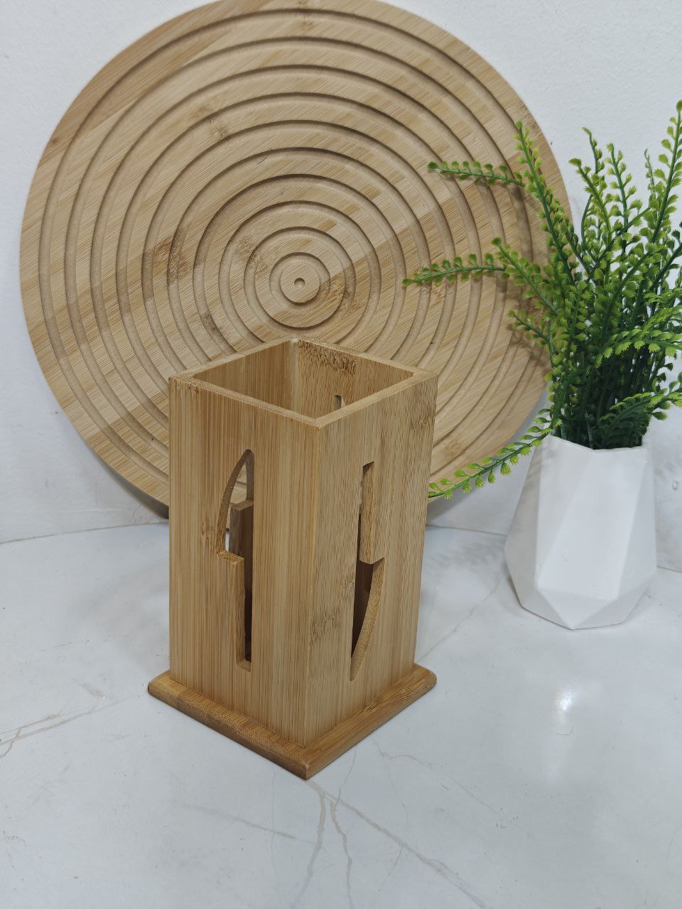 Porte louche , fourchette, couteaux en bambou