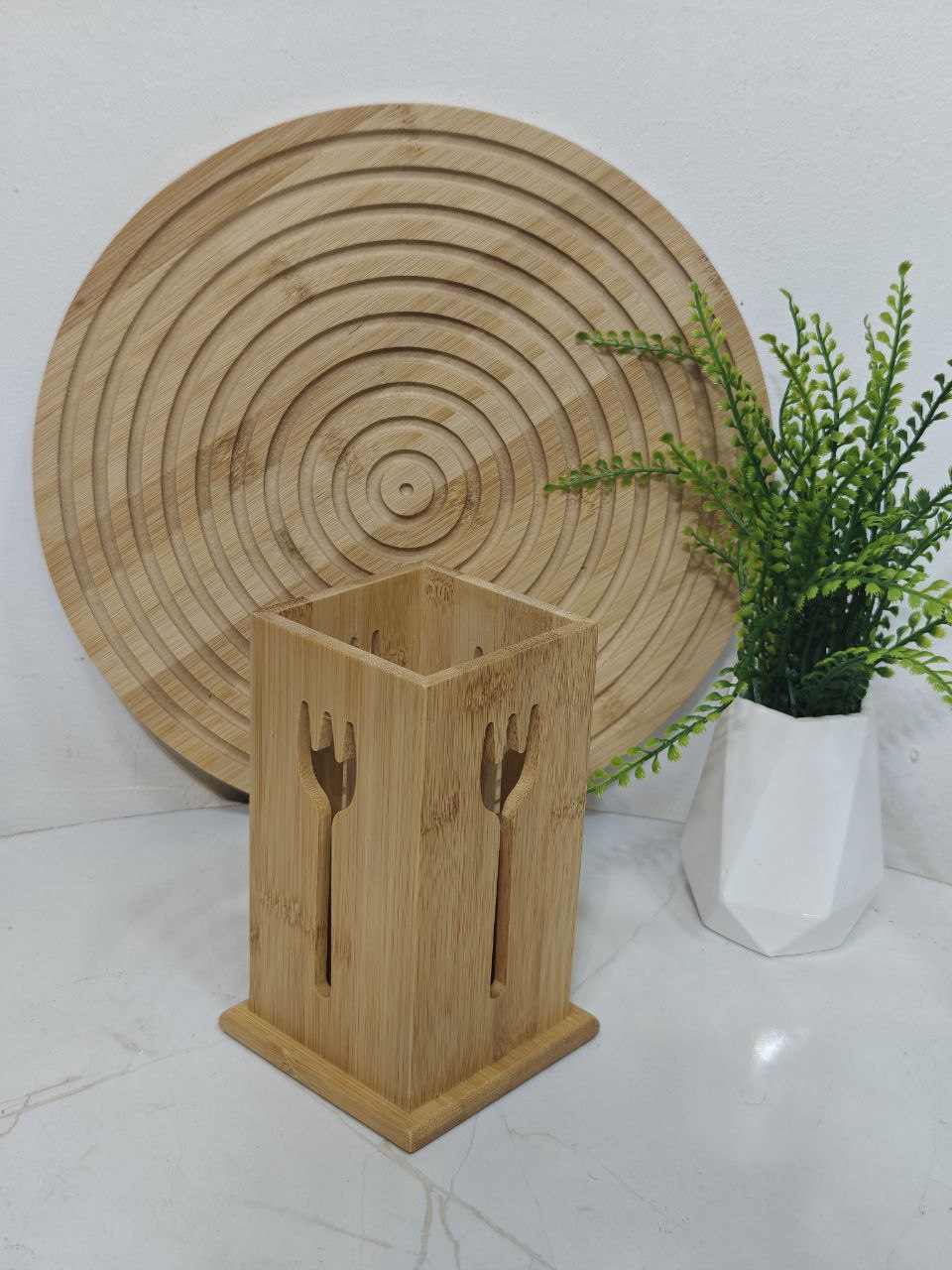 Porte louche , fourchette, couteaux en bambou
