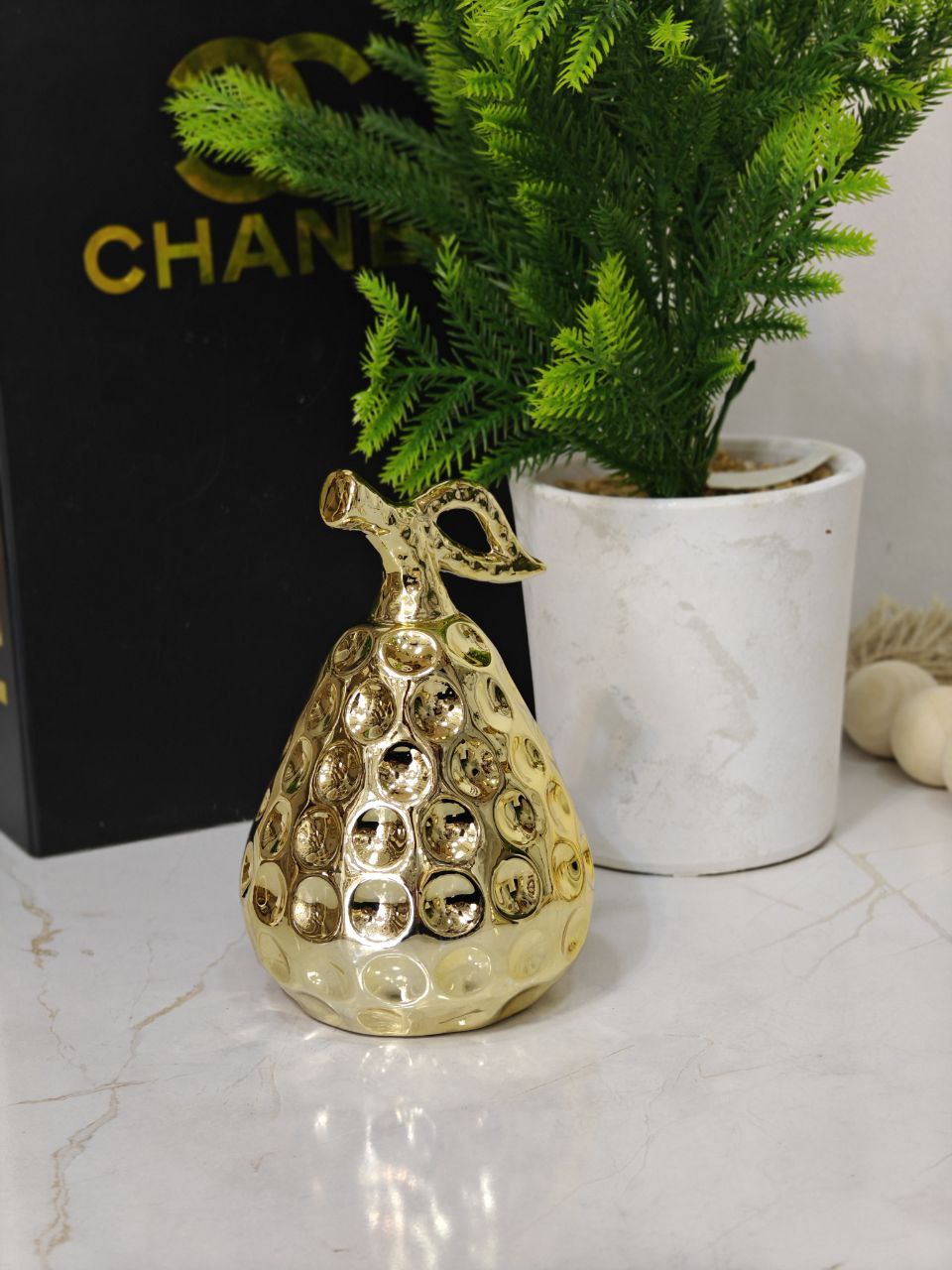 Poire décoratif doré 🍐