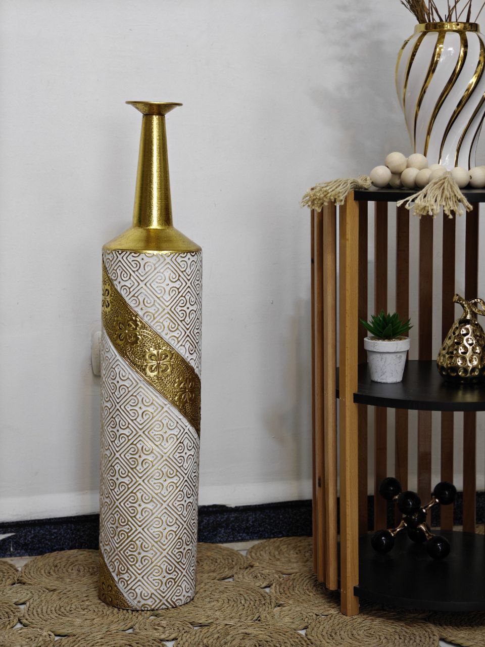 Vase doré métal