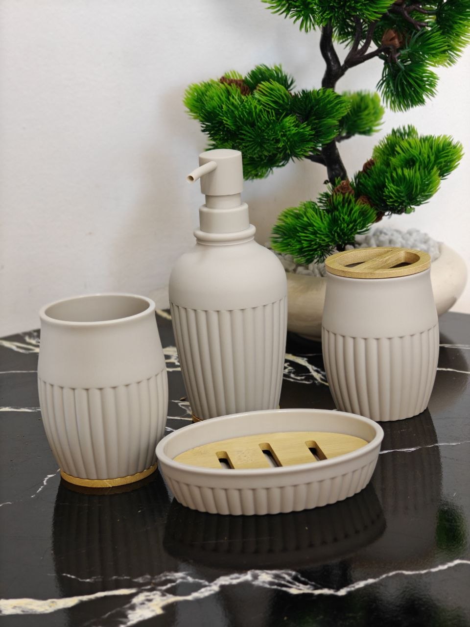 Set de bain gris clair incassable