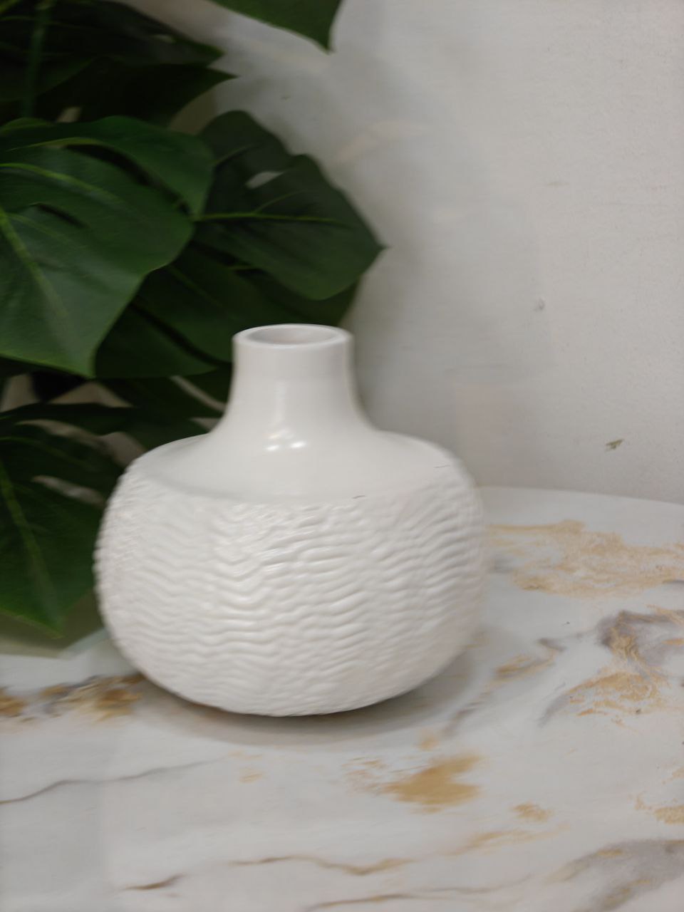 Vase blanc ovale nv