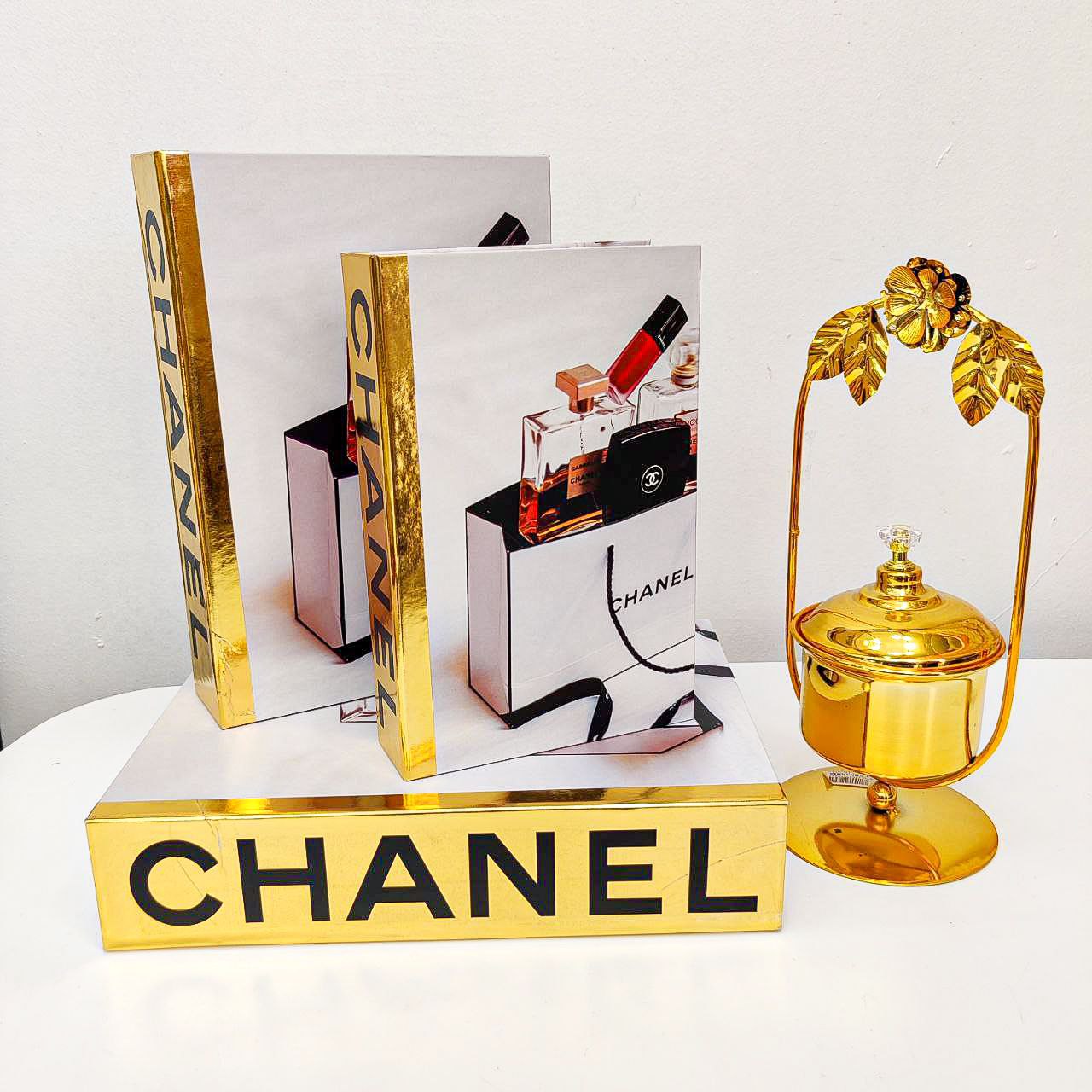 LIVRE DECORATIF COFFRET