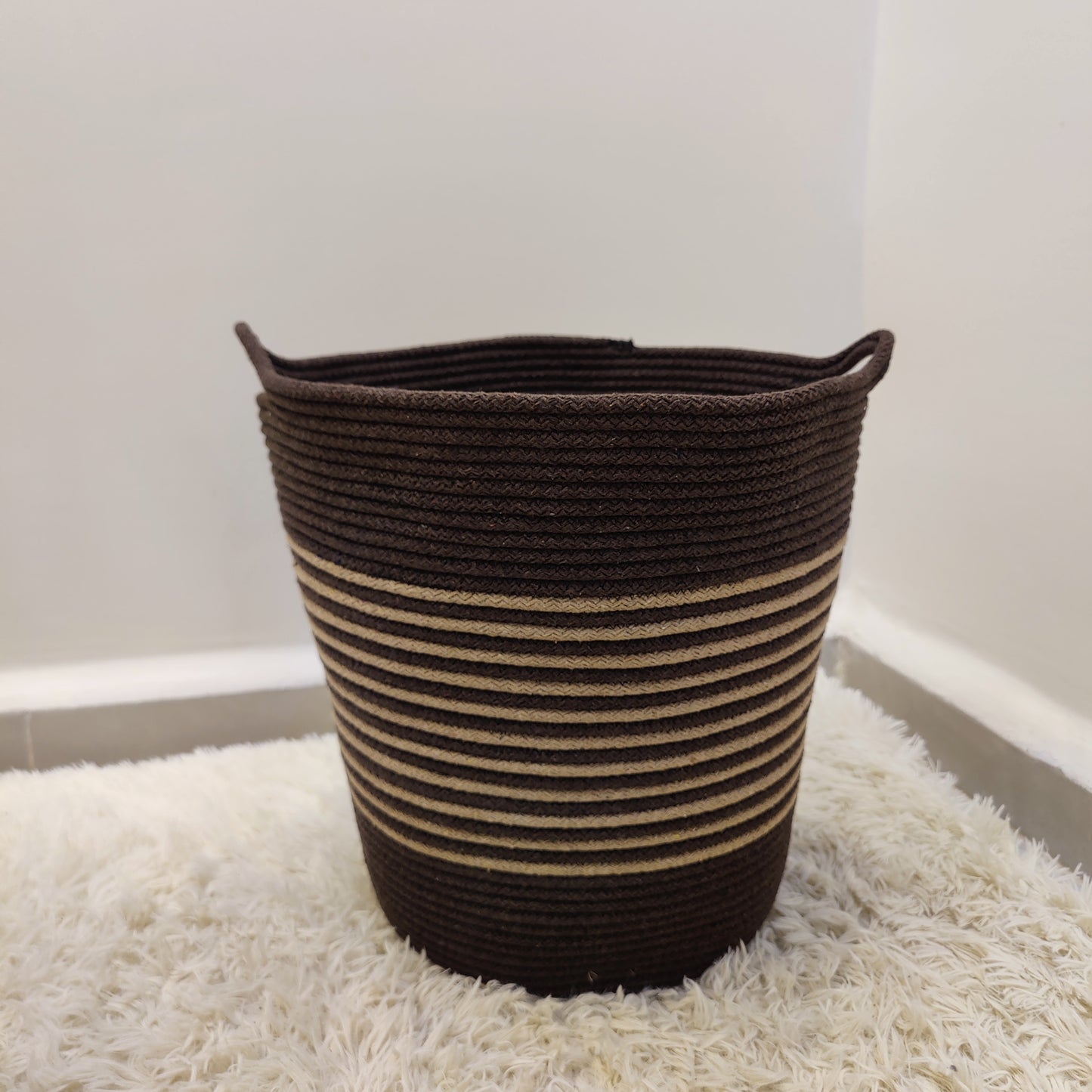 Cache pot
