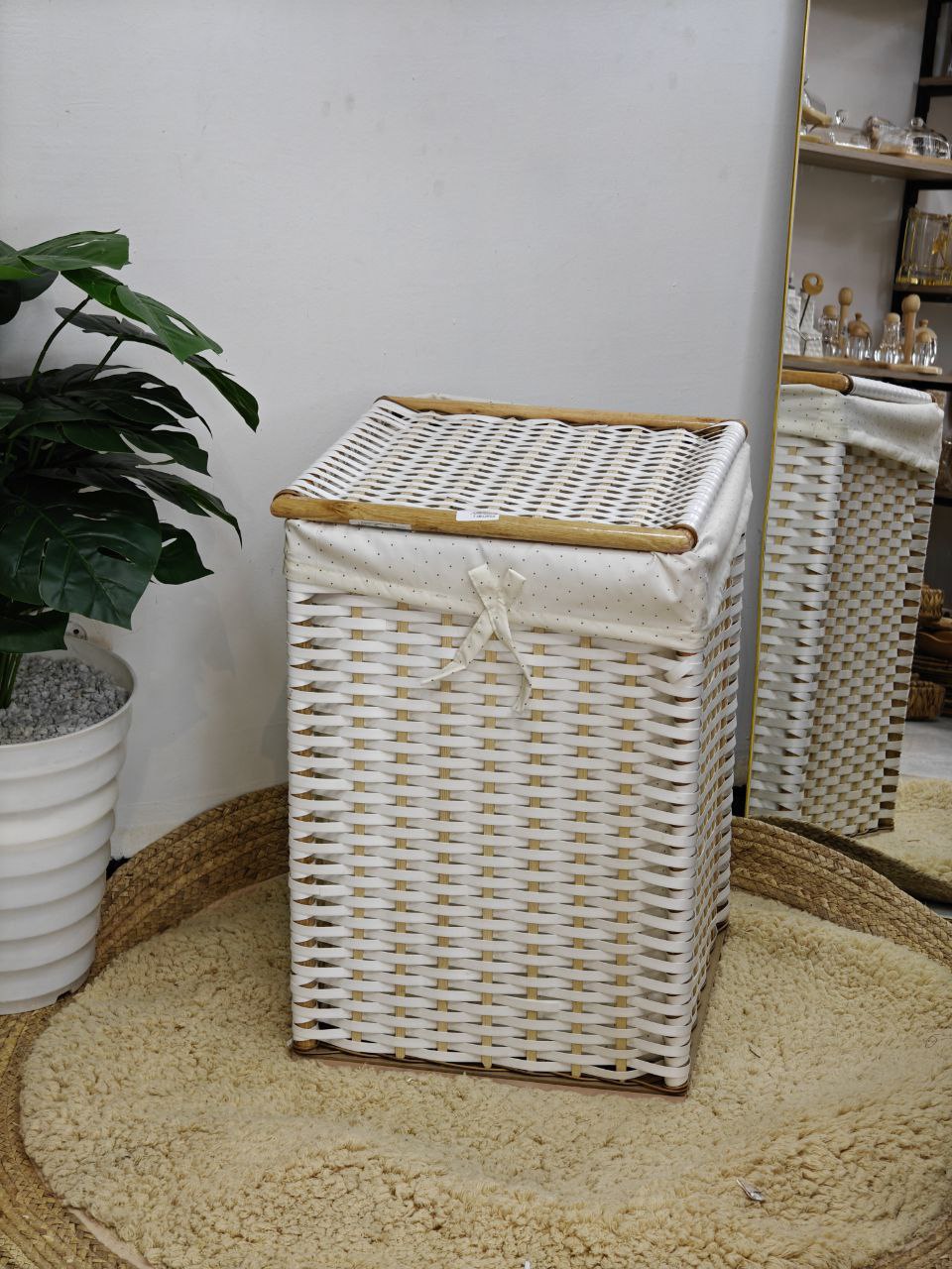 Panier avec couverture