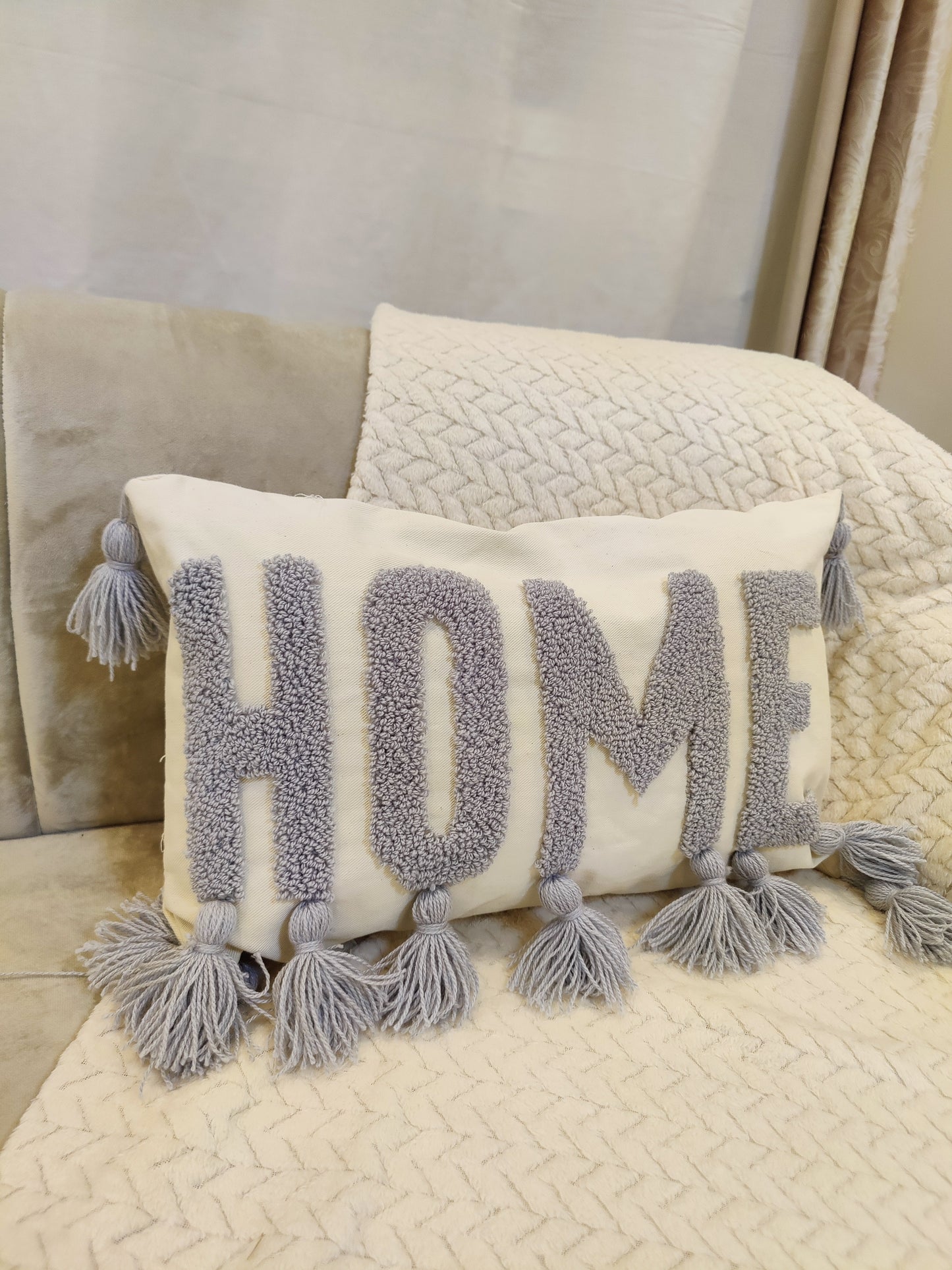 Coussin pic pic gris ( vide )