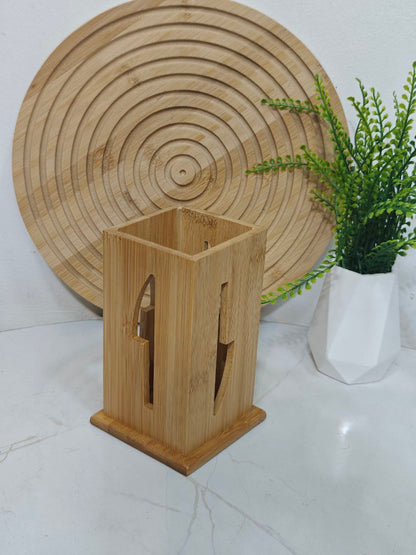 Porte louche , fourchette, couteaux en bambou
