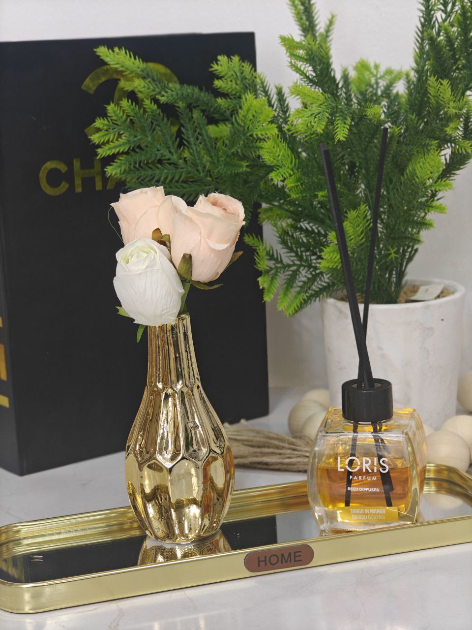 Mini vase doré ( vide )