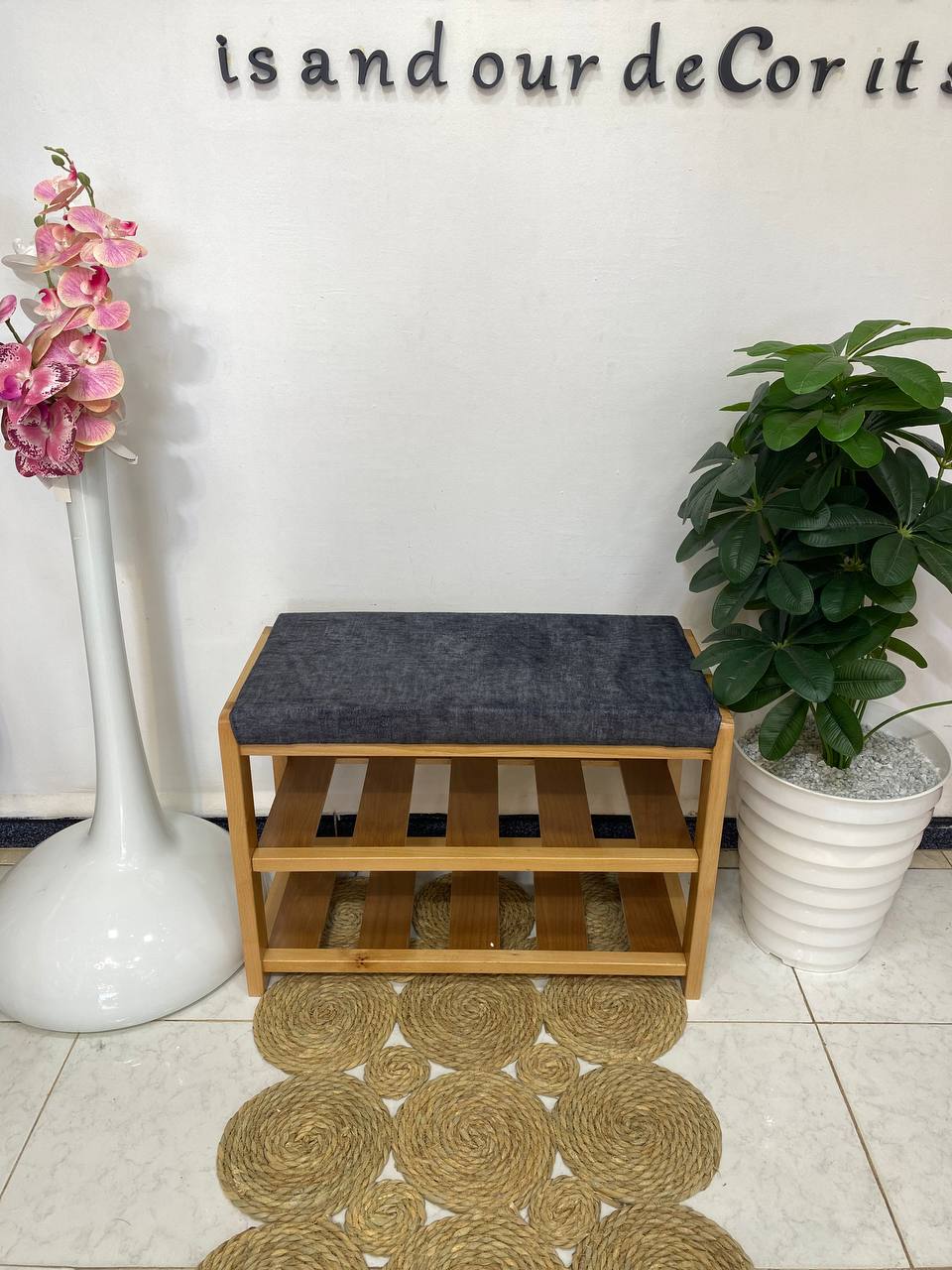 Porte chaussures et pouffe 65 cm
