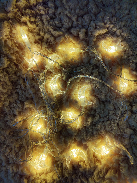Jeu de lumière jaune motif hlal