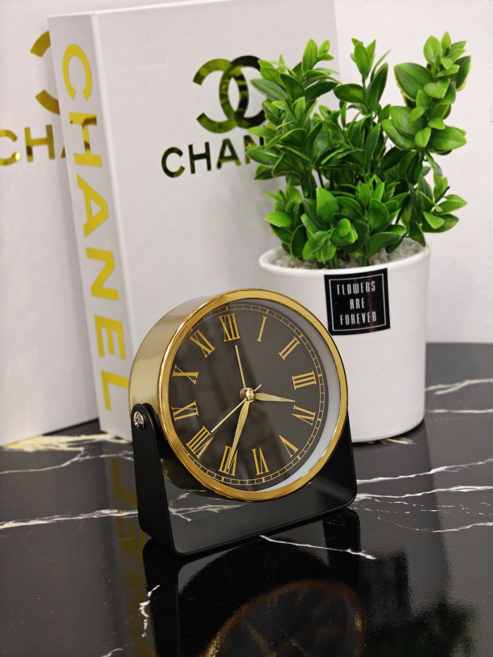 Réveil chiffre romain