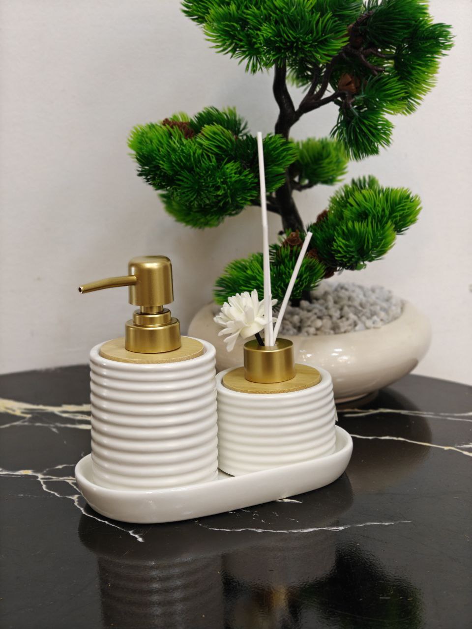 Porte savon et diffuseur salle de bain