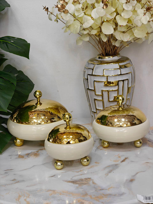 Bonbonnière base beige couverture doré