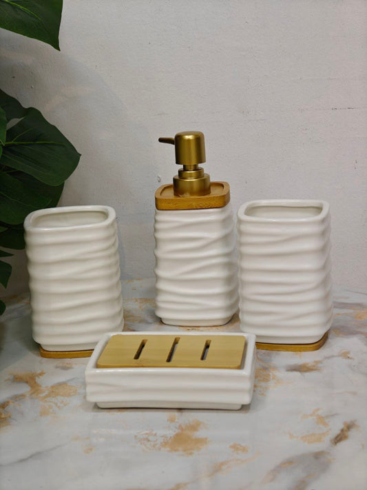 Set de bain 4 pcs blanc & bambou