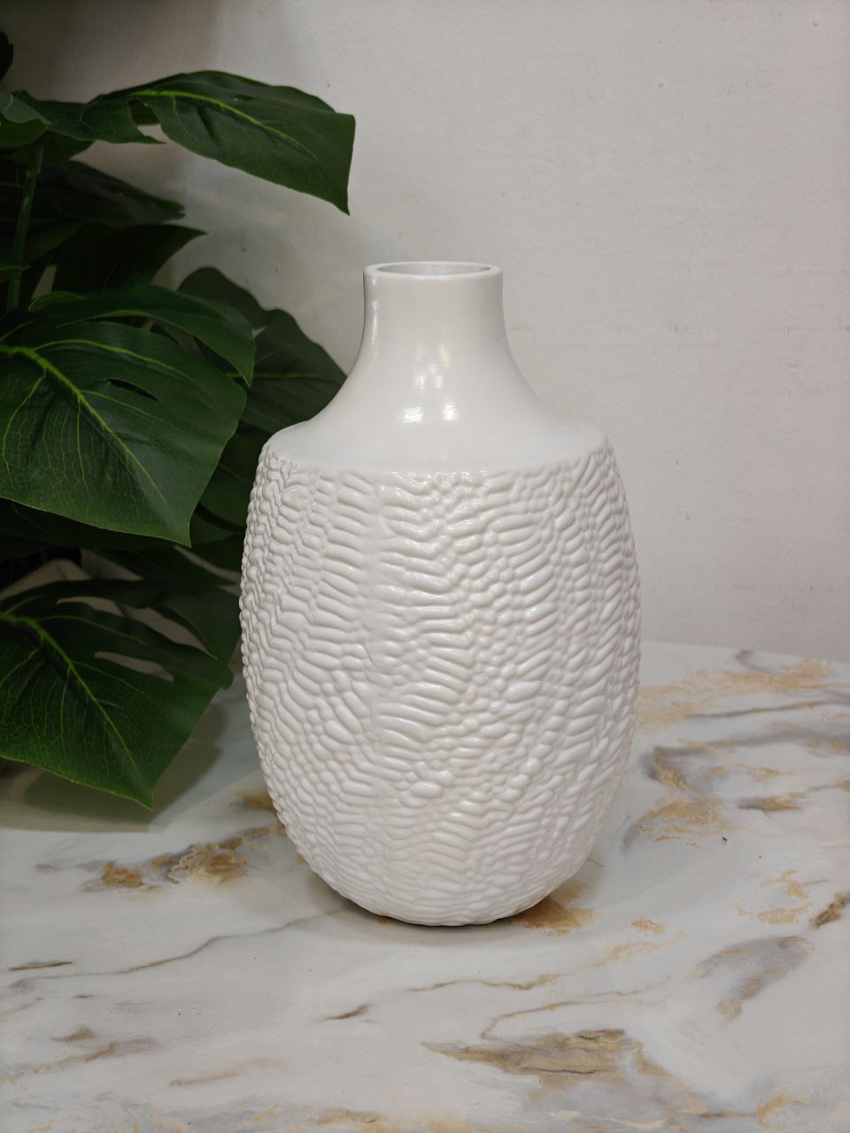 Vase blanc ovale nv