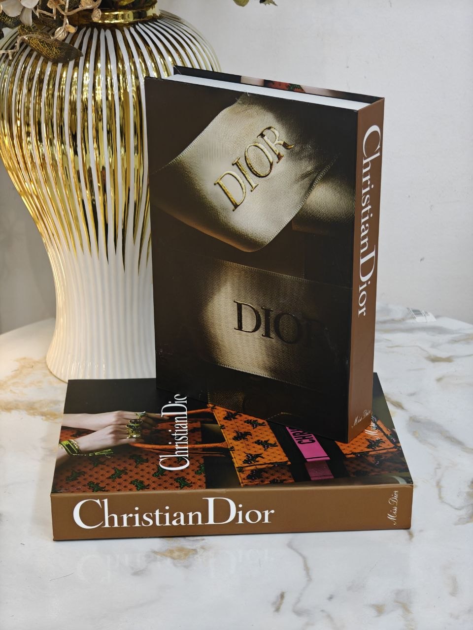 Faux livre ( nouvelle collection)