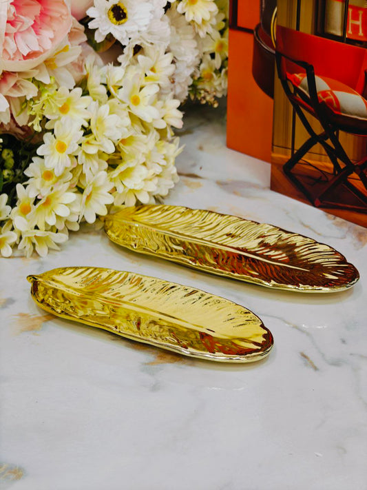 Assiette plume doré