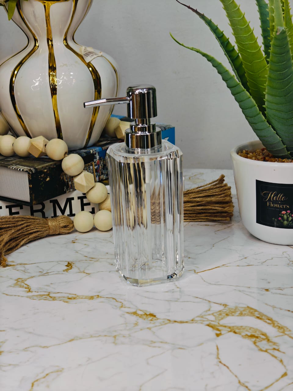 Porte savon liquide transparent