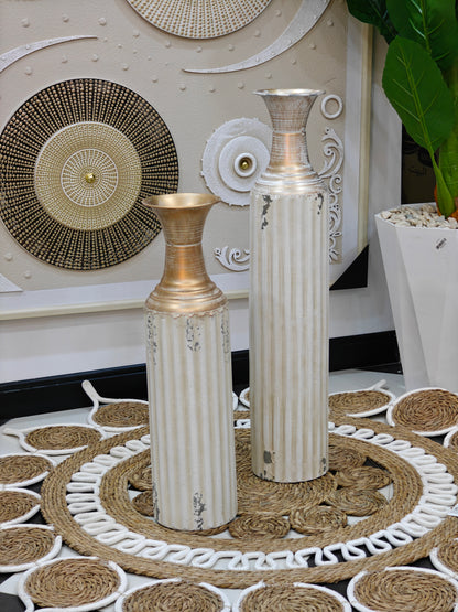 Vase métallique blanc doré