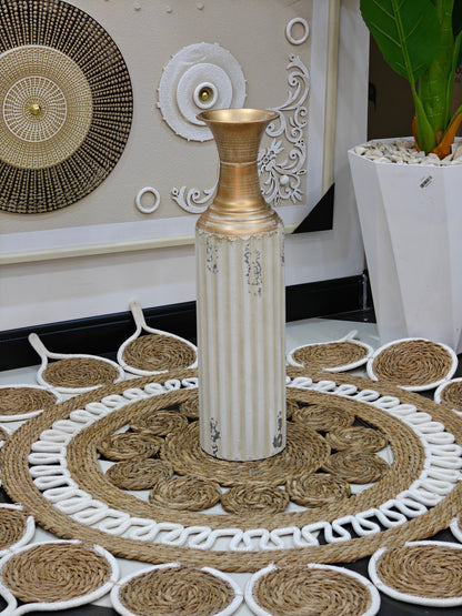 Vase métallique blanc doré
