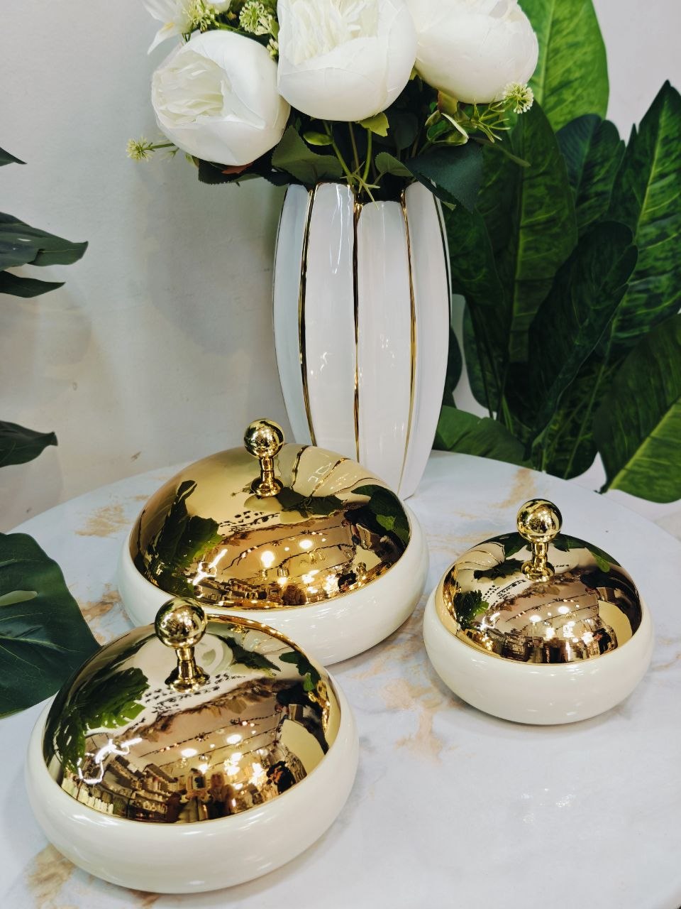 Bonbonnière métal couverture doré