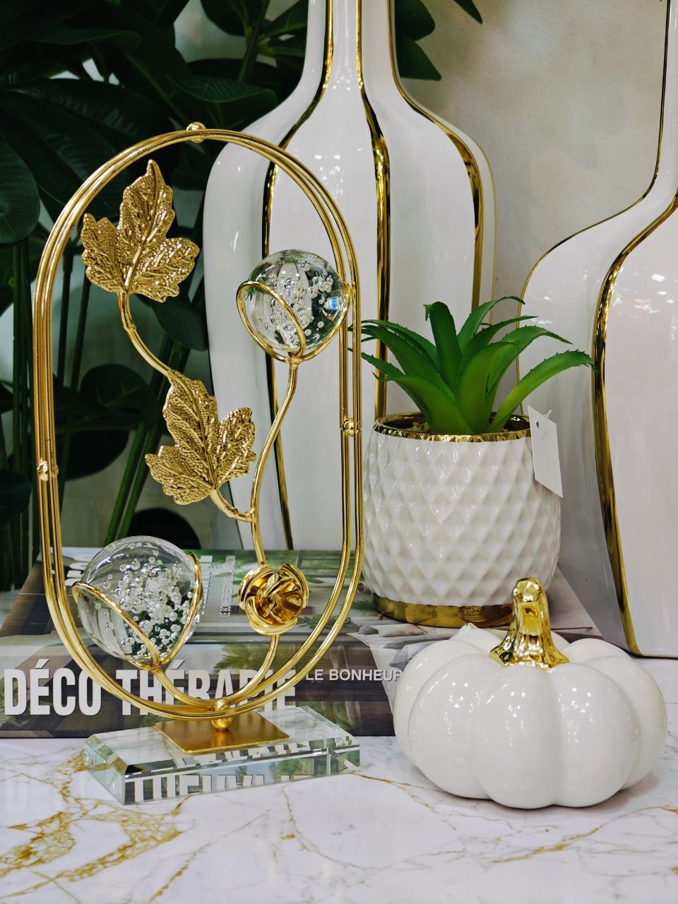 Décoration bureau doré boule cristal