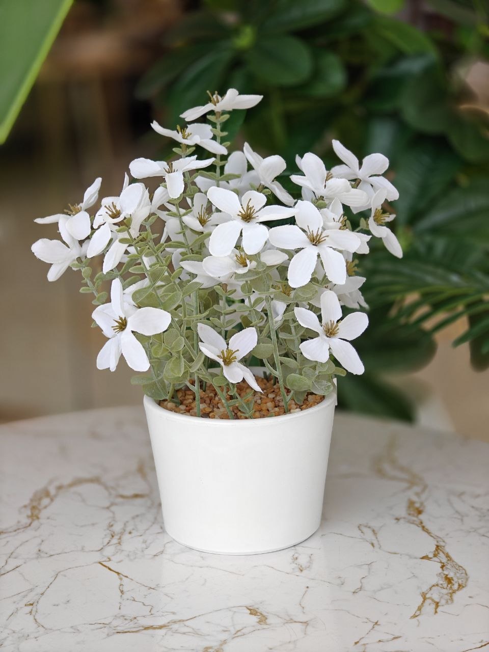 Pot a fleur blanc